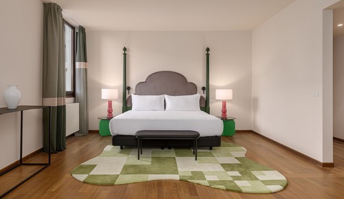 Standard Apartment (Rosa Antica)