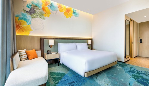 Standard Room, 1 King Bed (Terrace Access)