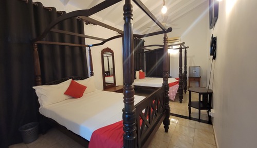 Deluxe Quadruple Room