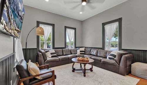 House, Multiple Beds, Patio, City View (262 & 296 N Union)