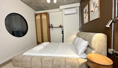 Premier Apartment