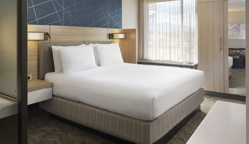 Suite, 1 King Bed, Non Smoking (Mobility Accessible, Tub)