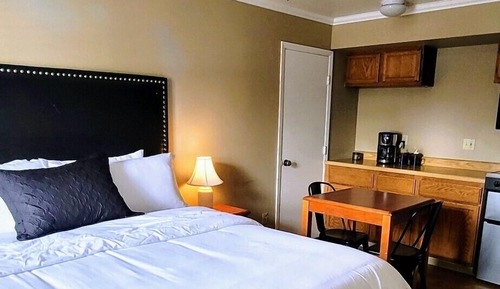 Deluxe Room, 1 King Bed