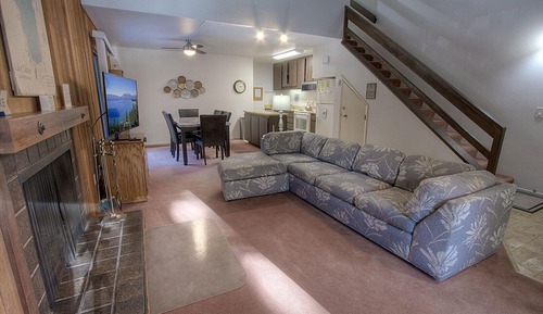 Condo, 2 Bedrooms