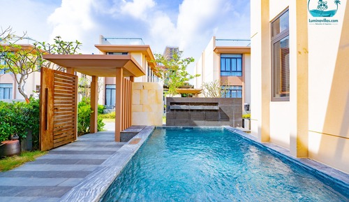 Grand Villa