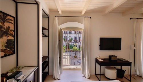 Junior Double Room
