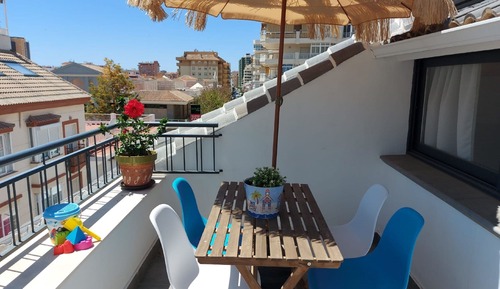 Panoramic Penthouse