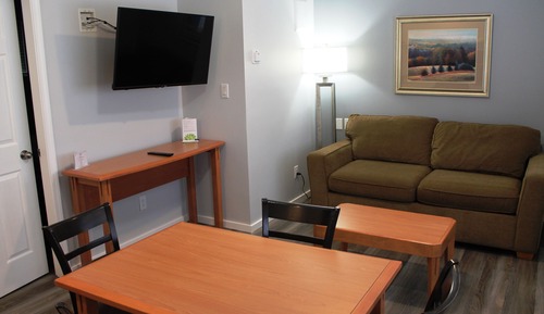 One Bed Suite Pet Friendly