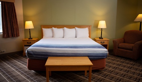 Suite, 1 King Bed, Non Smoking