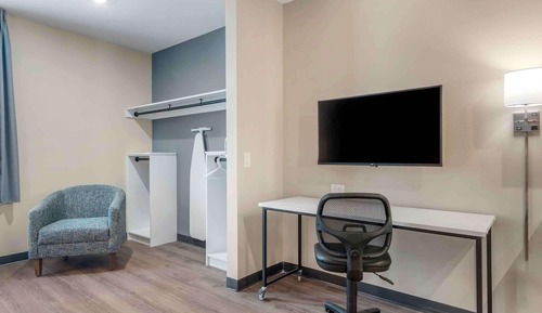 Premium Studio, Non Smoking, Refrigerator & Microwave
