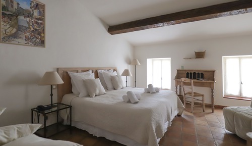 Junior Double Room (Le Vers a Soie)