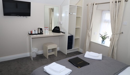 Classic Double Room, 1 King Bed