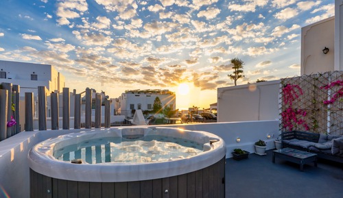 Strogili Suite