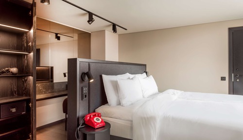 Premium Room