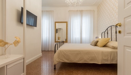 Classic Double or Twin Room
