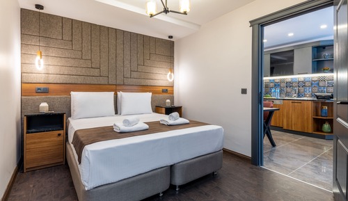 Luxury Apartment, 1 Bedroom, Pool Access