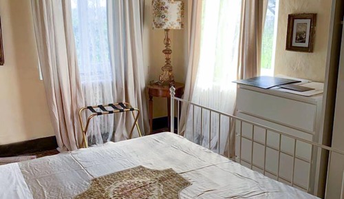 Gallery Quadruple Room