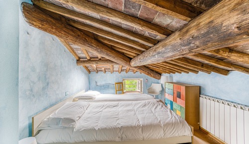 Family House, 2 Bedrooms, Mountainside (Beppe's House in Garfagnana)