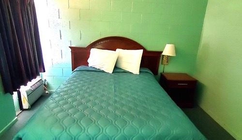 Classic Room, 1 Queen Bed