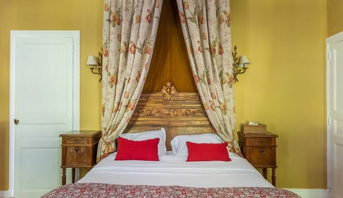 Luxury Room