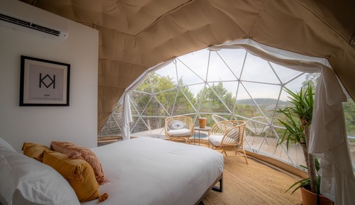Premier Tent, 1 Queen Bed, Valley View