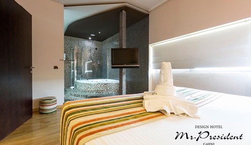 Presidential Apartment