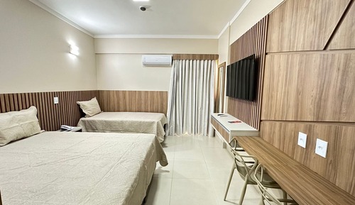 Suite 505