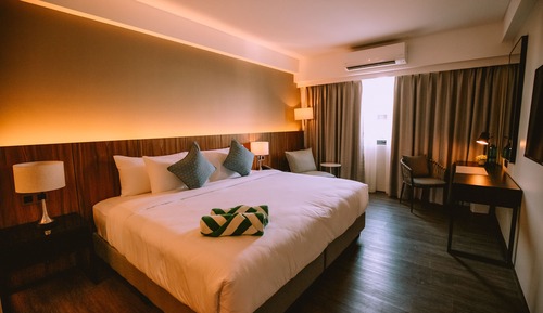 Deluxe Room, 1 King Bed
