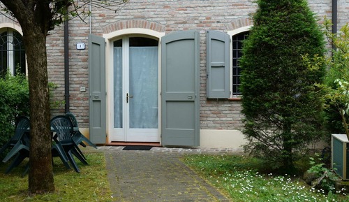 Basic Apartment
