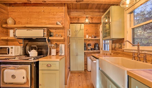 House (4 Bedrooms)