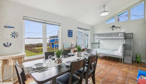 House (2 Bedrooms)