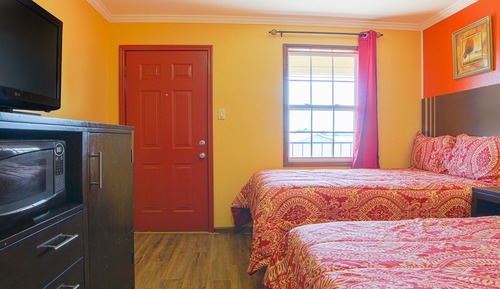 Room, Multiple Beds