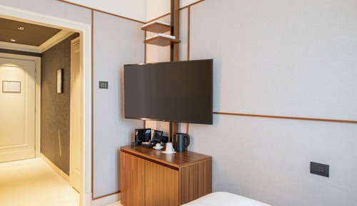 Deluxe Single Room