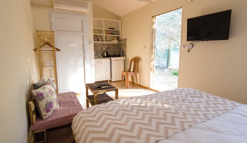 Standard Chalet