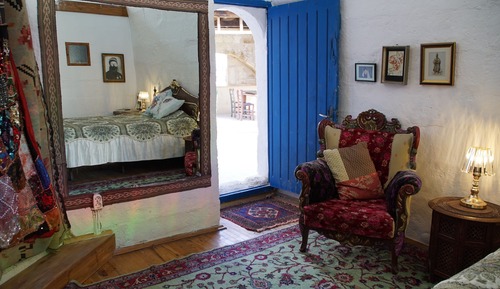 Romantic Room, 1 Double Bed, Bathtub, Courtyard Area