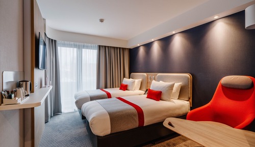 Standard Room (Free Hot Breakfast)