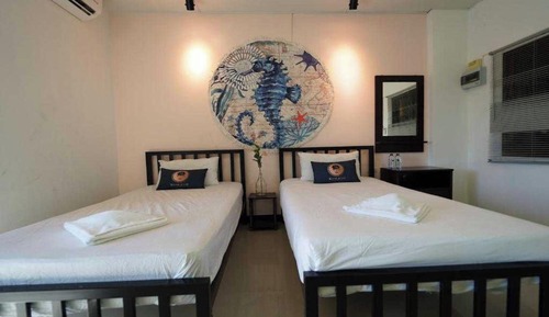 Deluxe Twin Room