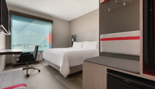 Standard Room, 1 King Bed
