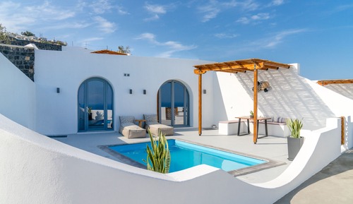Superior Suite with private pool & Sea View
