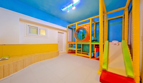 Basic Room, 1 Bedroom (City(Kid/Pool))