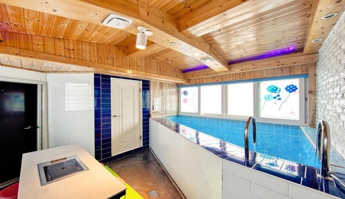Basic Room, 2 Bedrooms (Tropical(Pool))