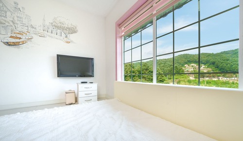 Basic Room, 1 Bedroom (ruby)