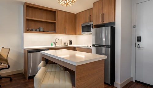 Suite, 1 Bedroom (Hearing Accessible)