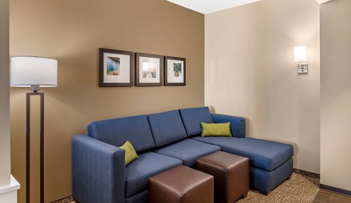 Suite, 1 King Bed with Sofa bed, Non Smoking