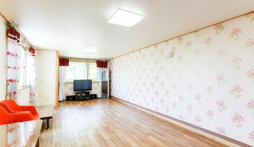 Room (Room 101)