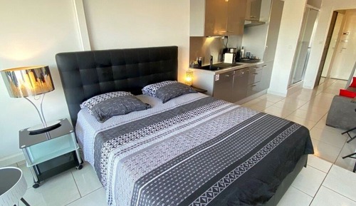 Studio Luxe Club Only Couples / Night