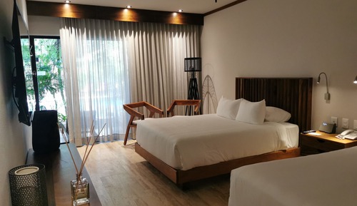 Room, 2 Queen Beds, Mobility Accessible