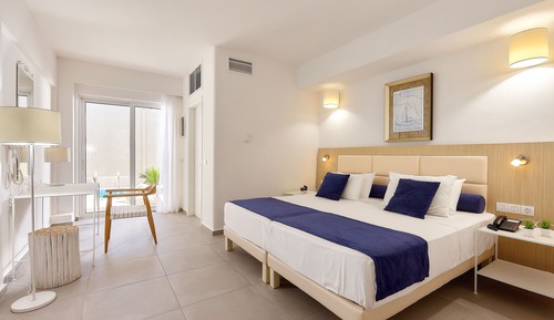 Family Suite Private Pool