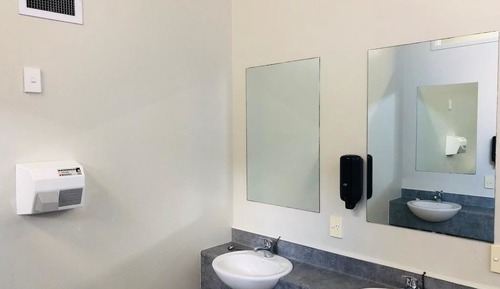 Standard room with shared bathroom