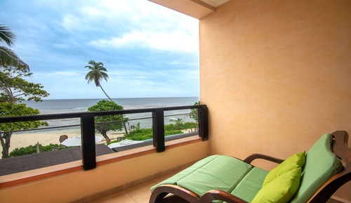 Deluxe Room, 1 King Bed, Ocean View